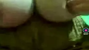 Young humma reveals her big boobs