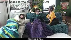 goody-goody step-siblings turn into hardcore lovers competing to see who cums first - famsuck