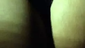 novinha de 18 sentando na pica gostoso