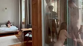 Придружио сам се прљавим хорним блондинкама у дивљем групном јебању