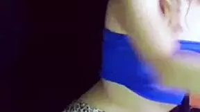 Bonneyuwu - 18 47 Pequena Se Masturba Con Minifalda Y Orejas De Conejita