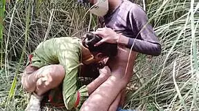 I took my young Indian desi girl to the forest, pressed her boobs, and fucked her tight pussy