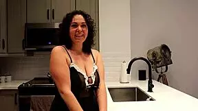 buttplug betty sloppy deepthroat upside down facefucking and pov facial