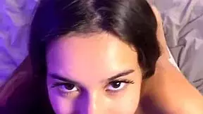 Gozando No Pau Do Safado No Pelo Com Minha Buceta E Meu Cu Em Grupo.