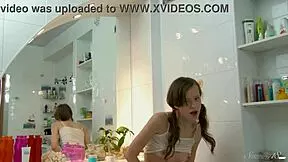 handheld shower makes skinny teen obelia c cum really hard