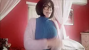 Chantal In Lingerie Fingers Pussy To Squirt With New Toy
