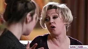 Fan Girl Licks Milf Voice Actress of Her Favorite Character!