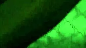 I's playin with dis milf's big ass and pussy, but I keeps messin up the moves