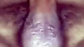 Novinha CAVALGANDO no amigo TIRA da buceta e COLOCA no cu amigo dotado GOZA no no cu da novinha gostosa ANAL pela manh� com a amiga magrinha namorada do melhor amigo