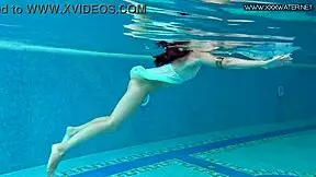 Hottest underwater swimming babe lizi vogue