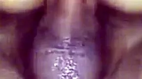 Novinha CAVALGANDO no amigo TIRA da buceta e COLOCA no cu amigo dotado GOZA no no cu da novinha gostosa ANAL pela manh� com a amiga magrinha namorada do melhor amigo