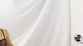 s2e12 harley rose gives sloppy blowjob after volleyball practice