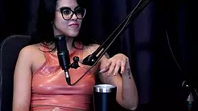 The escort shares her story about a client who couldn't perform due to fear of his weight