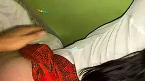 Colegiala in short red skirt gets fucked by best friend in real homemade video