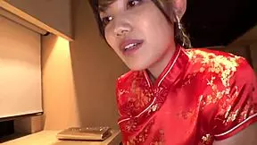 i show legs in cheongsam for slow sex