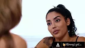 Mommys Girl - Horny Birthday Babe Vanessa Sky Raw Fingers Stepmom Pristine Edge & Makes Her Squirt