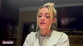 Skinny blonde cutie sassy sucks a cock