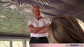 Candice Is Too Sexy During Workout!