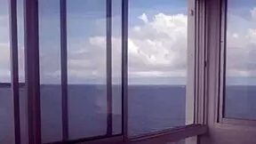 Licking petite's pussy from minute one! 😋