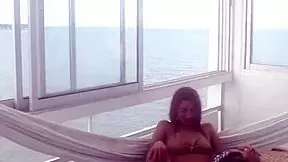 Licking petite's pussy from minute one! 😋