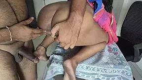 I brutally fucked the desi Indian bhabhi in the office