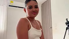 tomé viagra por accidente y mi hermanastra me ayuda con mi erección