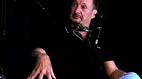 gravou com o ted o ex-presidente getúlio vargas é primo da mãe quer comer as novinhas e fez o sofá na mansão - carlos urach watch on sheer red 😏