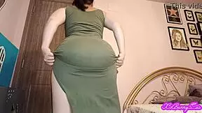 Xo Bunny's Ass Shaking And Farting In Long Green Dress