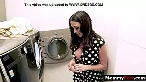 Hey, stepmom with huge tits is fucking stepson during laundry 😏💦
