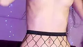 Bunny Girl Has Fun With Fingers Waifus Juice!