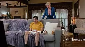 stepmom dee williams fucks ricky spanish 😏.