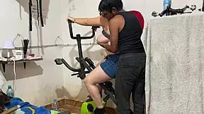 Coach decides to fuck during exercise