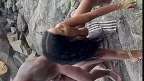 Parte 2 Bolt Jones Convida A Novinha Angel Ferraz De Apenas 18 Anos Para Conhecer A Praia Mais Famosa Do Brasil De Nudismo Ela Topa Fizeram Sexo Na Frente De Todos Vídeo Bombou Em Todas As Redes Sociais