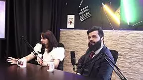 lady snow and lord kenobi explore swing cast with tifany rocha in intimate group session