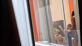 MI VECINA COLOMBIANA FOLLANDO CON SU NOVIO VOYEUR
