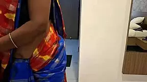 Tamil Married Salesgirl Fucks Indian Men Hotly