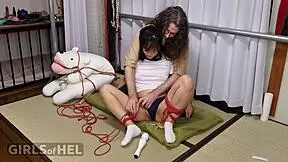 Stepdaughter Gets A Rope Bondage Lesson 😈