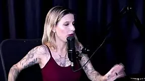 Tem um público misto à milf pegou um que brochou e já passou muita raiva por isso escolhe suas batalhas - just joana watch on sheer red