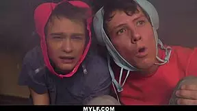 I fulfill every nerd's dream as a milf in this parody with mercedes carrera