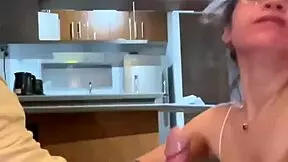 la chilena la pide por el culo anal hasta el fondo