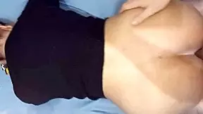 estilo perrito follando el jugoso coño de esta perra haciéndola eyacular varias veces - me saca toda la leche