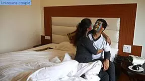 Room Service Guy Ravi Visits Horny Rachna To Fill Her Wild Fantasies
