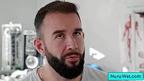 Will Anna Claire Clouds Pound Her Client After Wet Nuru Massage?