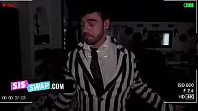 fuck your stepsis to escape the ghost?