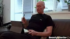 Vera jarw fucked me, an old bal guy, with her big tits and wet pusy, oh god it was so tite