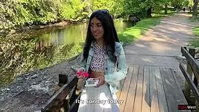 Arkadaşım Oyuncakla Kamusal Orgazmlarımı Kontrol Ediyor Flirtwithsb'den