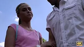 Student Shanie Ryan Tempts Young Couple With Money For Sex