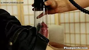 Mature Plumper Facesitting Before Penis Pump