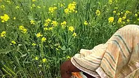 Indian Outdoor Sex With Desi Teen Fucking Publicly