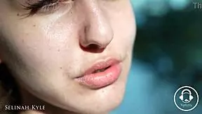 Teen On Vacation Delivers Perfect Blowjob